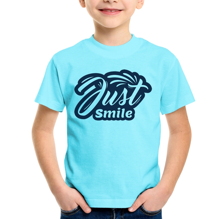 Camiseta Infantil Just Smile - Azul Claro