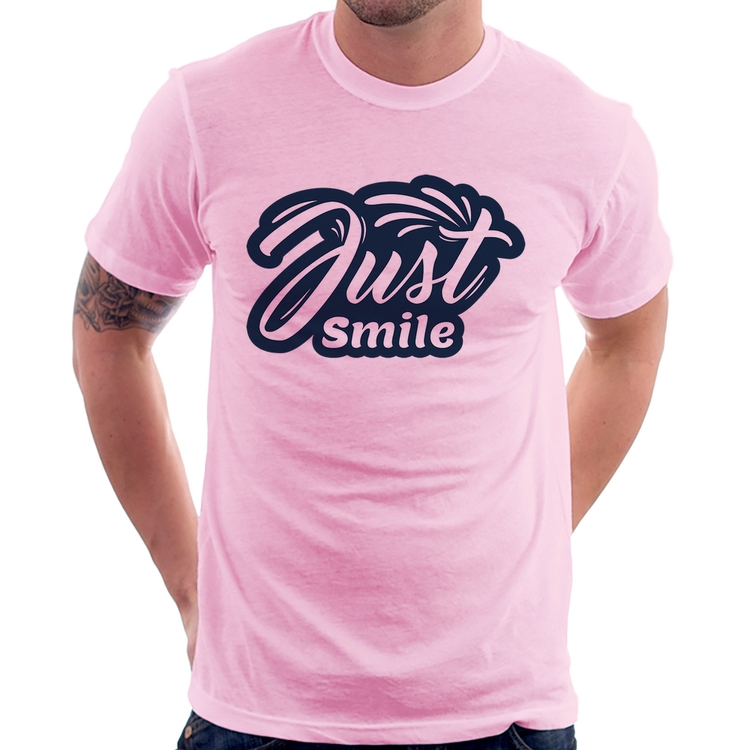 Camiseta Just Smile - Rosa Bebê