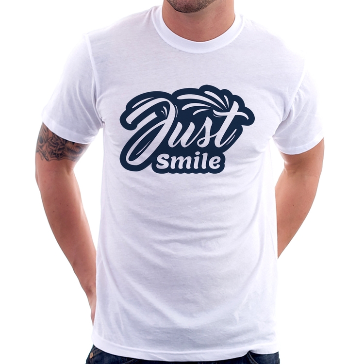 Camiseta Just Smile