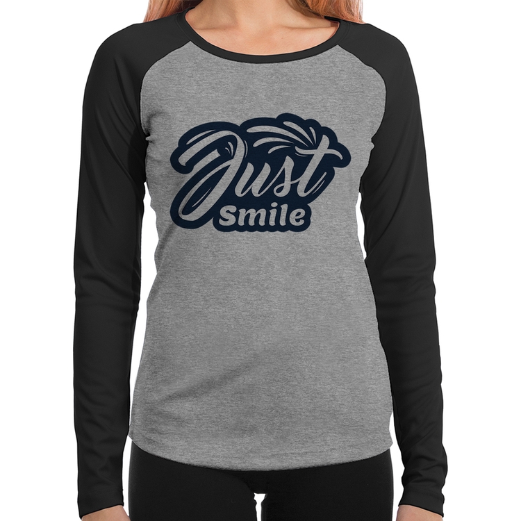 Baby Look Raglan Just Smile Manga Longa - Cinza/Preto