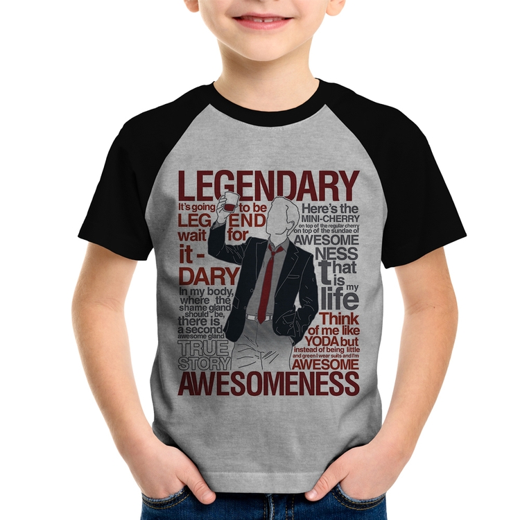Camiseta Raglan Infantil Legendary Awesomeness - Cinza/Preto