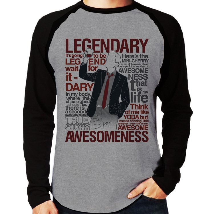 Camiseta Raglan Legendary Awesomeness Manga Longa - Cinza/Preto