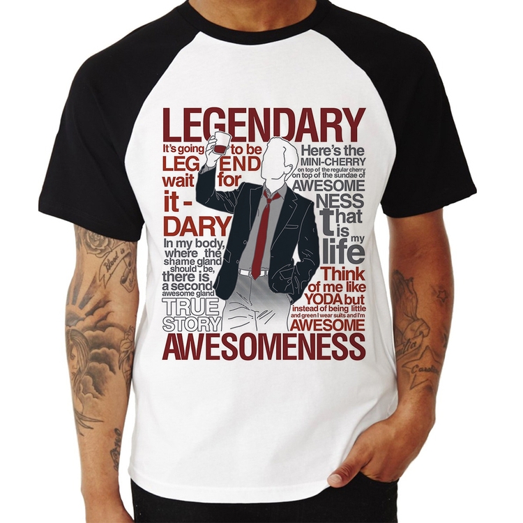 Camiseta Raglan Legendary Awesomeness