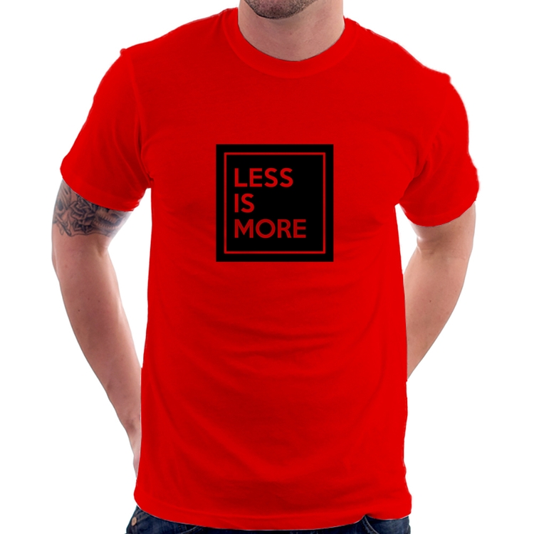Camiseta Less is More - Vermelha
