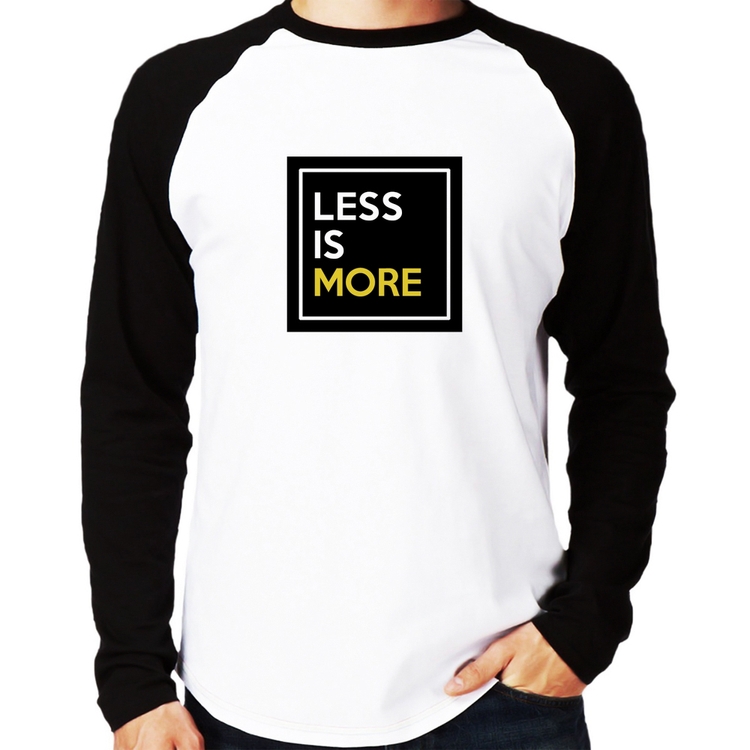 Camiseta Raglan Less is More Manga Longa