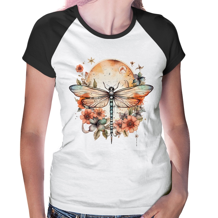 Baby Look Raglan Libélula, Lua e Flores