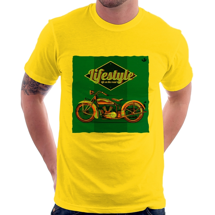 Camiseta Life on the road - Amarela