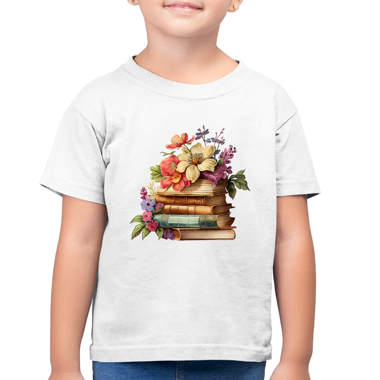 Camiseta Algodão Infantil Livros e Flores Vintage - Branca