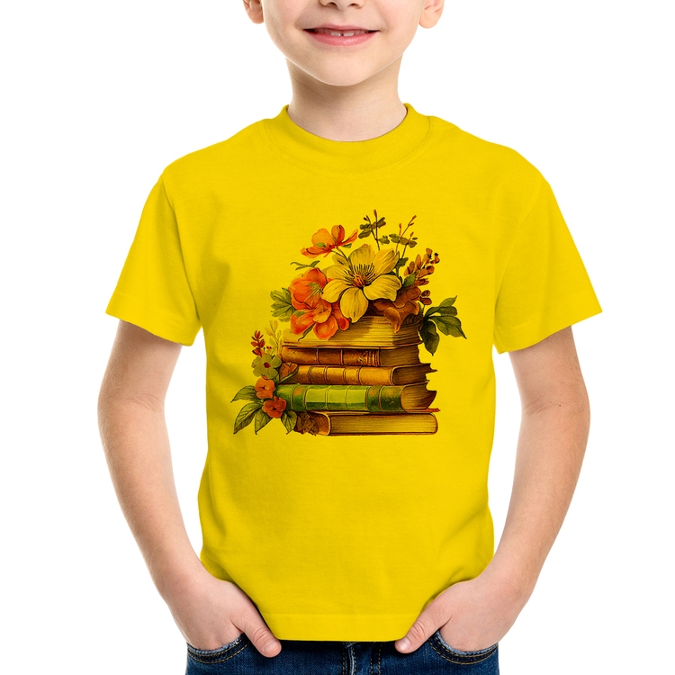 Camiseta Infantil Livros e Flores Vintage - Amarela