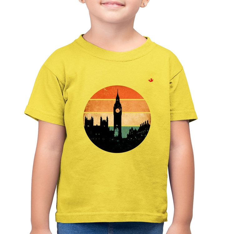 Camiseta Algodão Infantil Londres Vintage Sunset - Amarelo Canário
