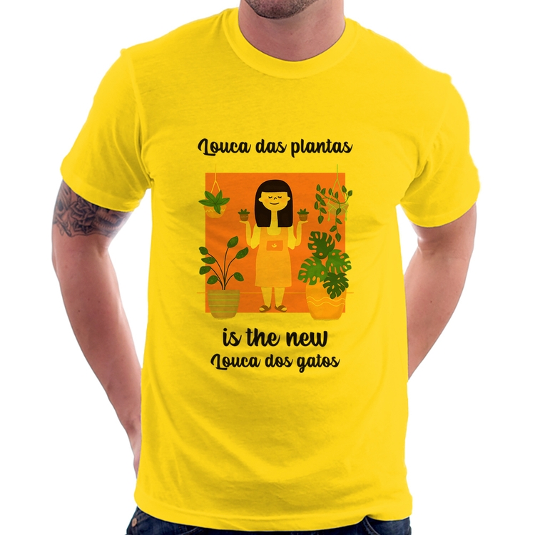 Camiseta Louca das plantas is the new louca dos gatos - Amarela