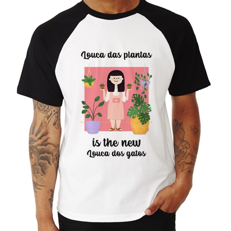 Camiseta Raglan Louca das plantas is the new louca dos gatos
