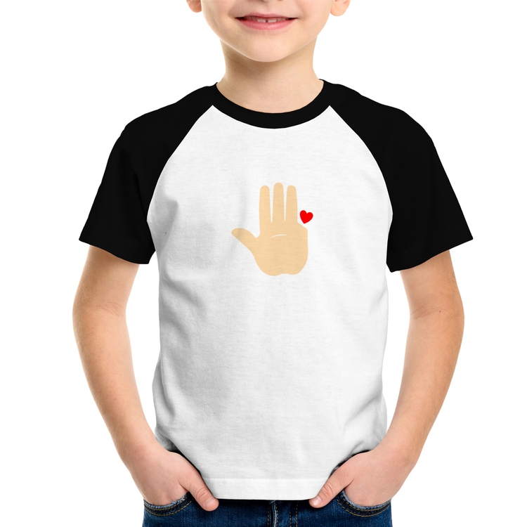 Camiseta Raglan Infantil Mão Lula Coração Dedos 2026 PT 13