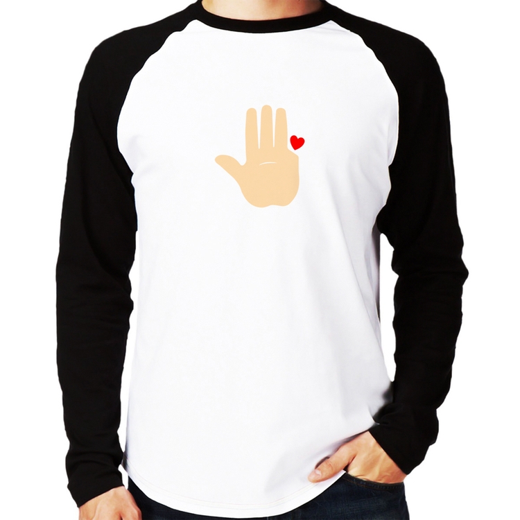 Camiseta Raglan Mão Lula Coração Dedos 2026 PT 13 Manga Longa