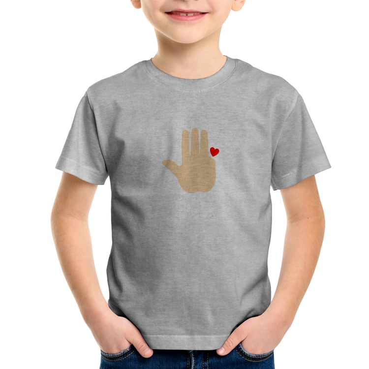 Camiseta Infantil Mão Lula Coração Dedos 2026 PT 13 - Cinza