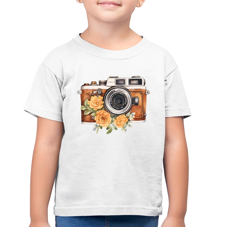 Camiseta Algodão Infantil Máquina Fotográfica Vintage e Flores - Branca