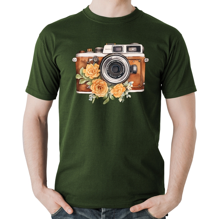Camiseta Algodão Máquina Fotográfica Vintage e Flores - Musgo