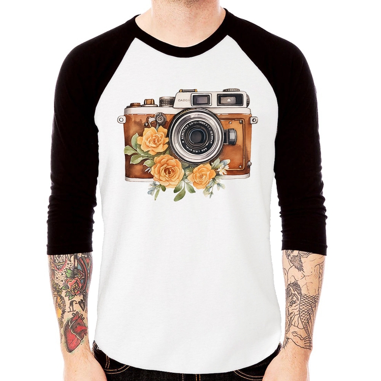 Camiseta Raglan Máquina Fotográfica Vintage e Flores Manga 3/4