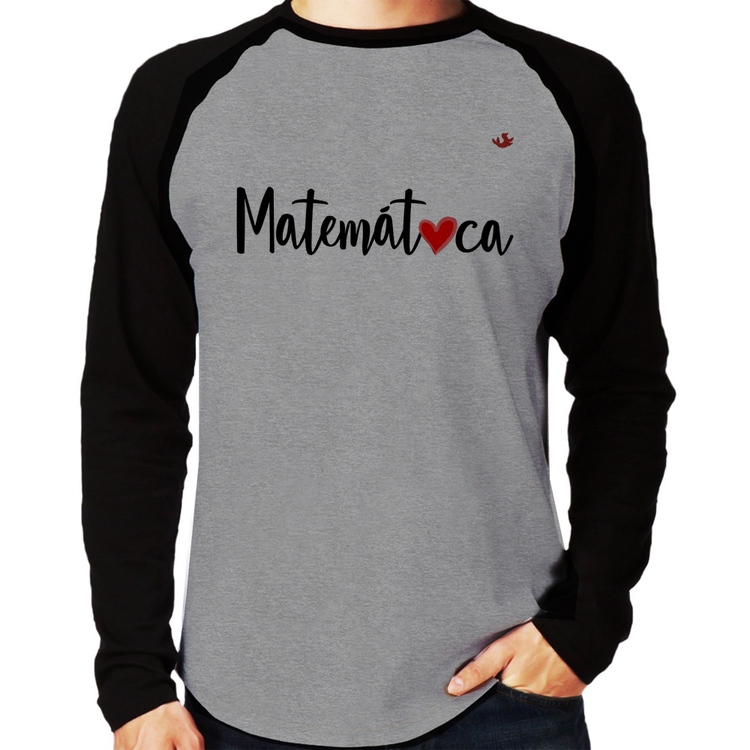Camiseta Raglan Matemática por amor Manga Longa - Cinza/Preto