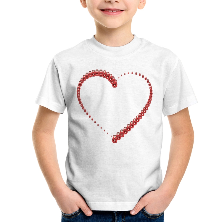 Camiseta Infantil Matrioska Coração
