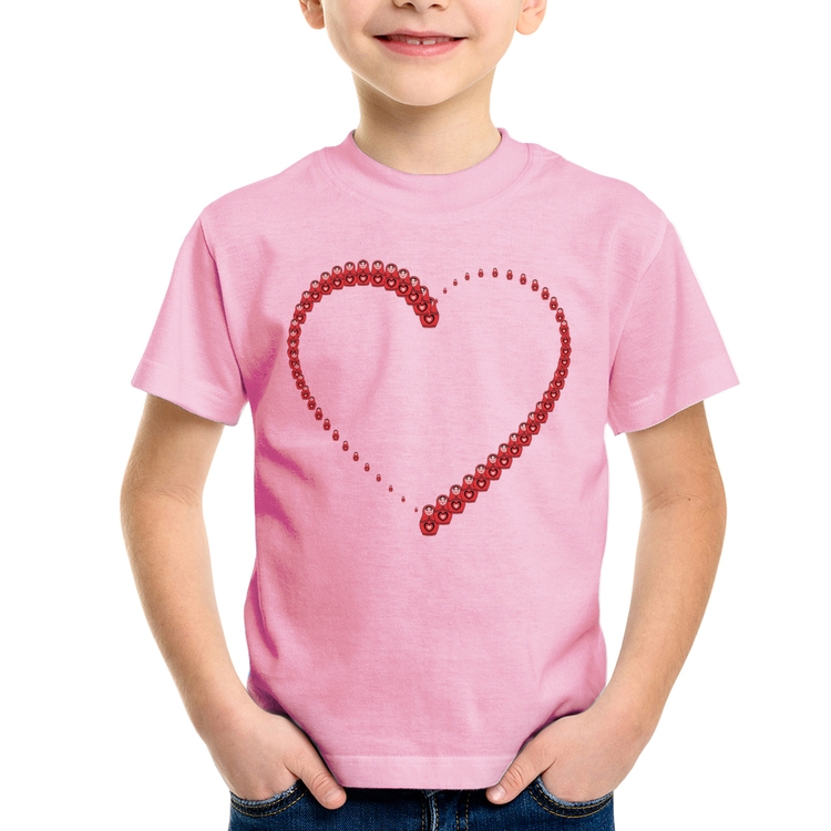 Camiseta Infantil Matrioska Coração - Rosa Bebê