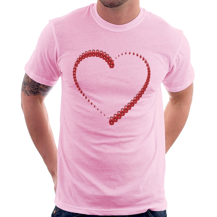 Camiseta Matrioska Coração - Rosa Bebê