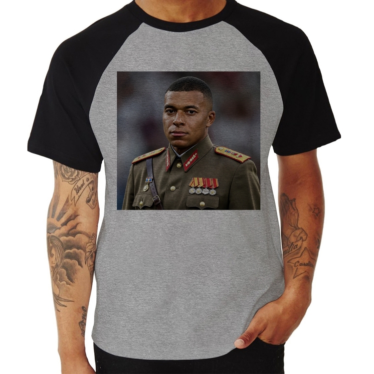 Camiseta Raglan Mbappé Meme Ditador - Cinza/Preto
