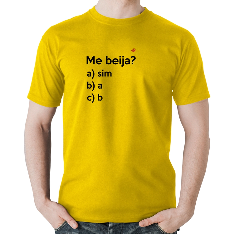 Camiseta Algodão Me beija? - Amarela