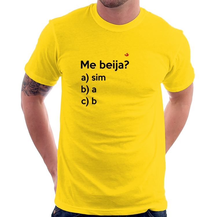 Camiseta Me beija? - Amarela