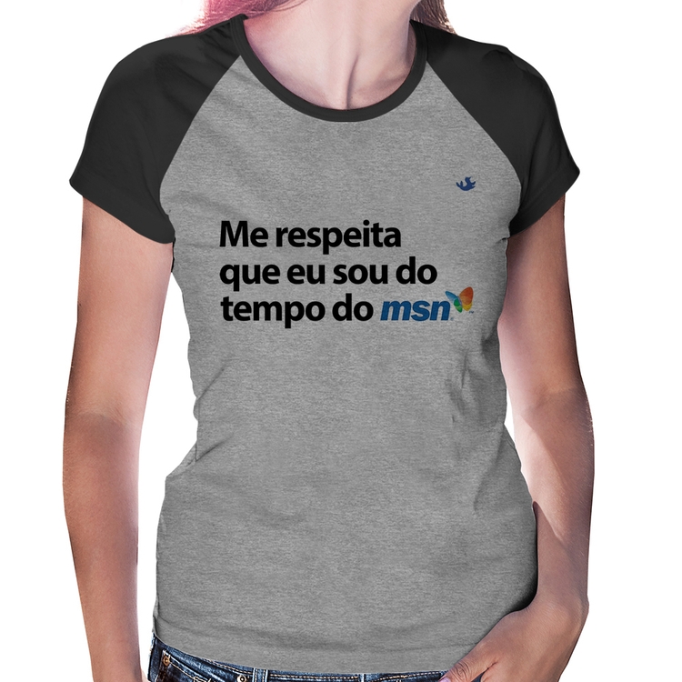 Baby Look Raglan Me respeita que eu sou da época do msn - Cinza/Preto