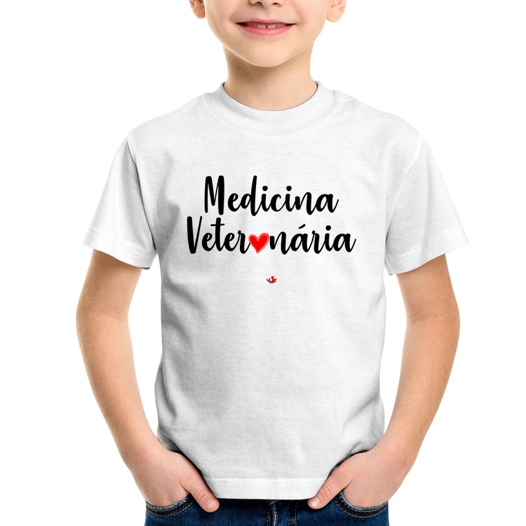 Camiseta Infantil Medicina Veterinária por amor