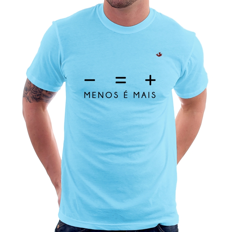 Camiseta Menos é Mais - Azul Bebê