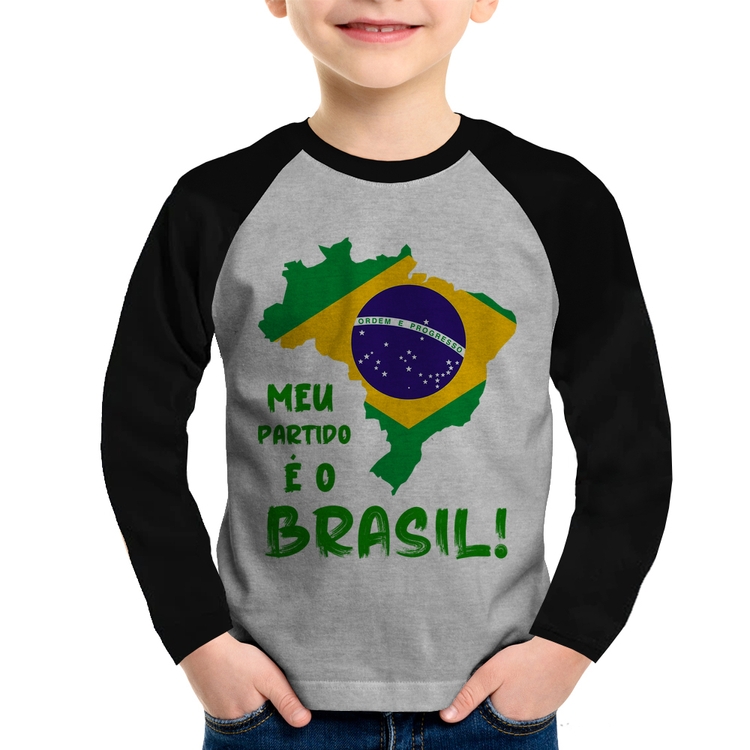 Camiseta Raglan Infantil Meu partido é o Brasil Manga Longa - Cinza/Preto
