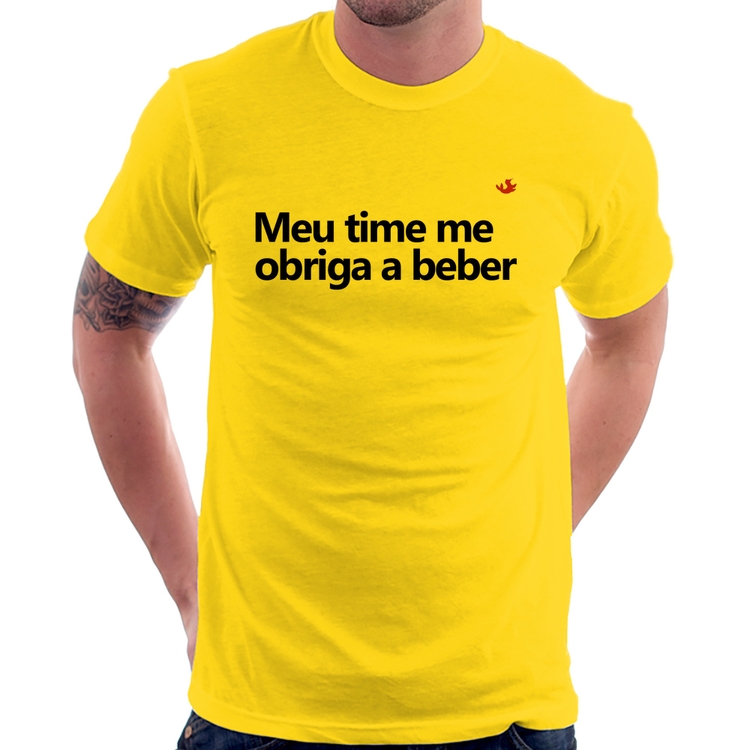 Camiseta Meu time me obriga a beber - Amarela