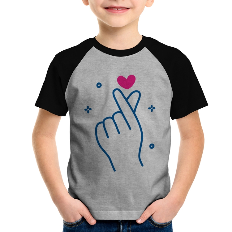 Camiseta Raglan Infantil Mini coração coreano - Cinza/Preto