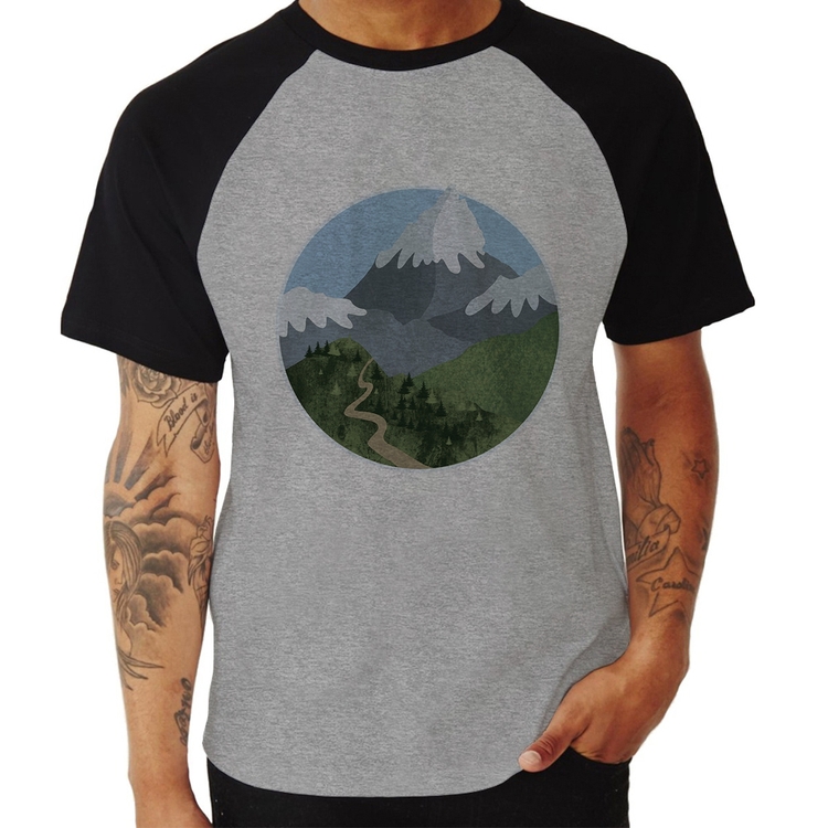 Camiseta Raglan Montanhas - Cinza/Preto