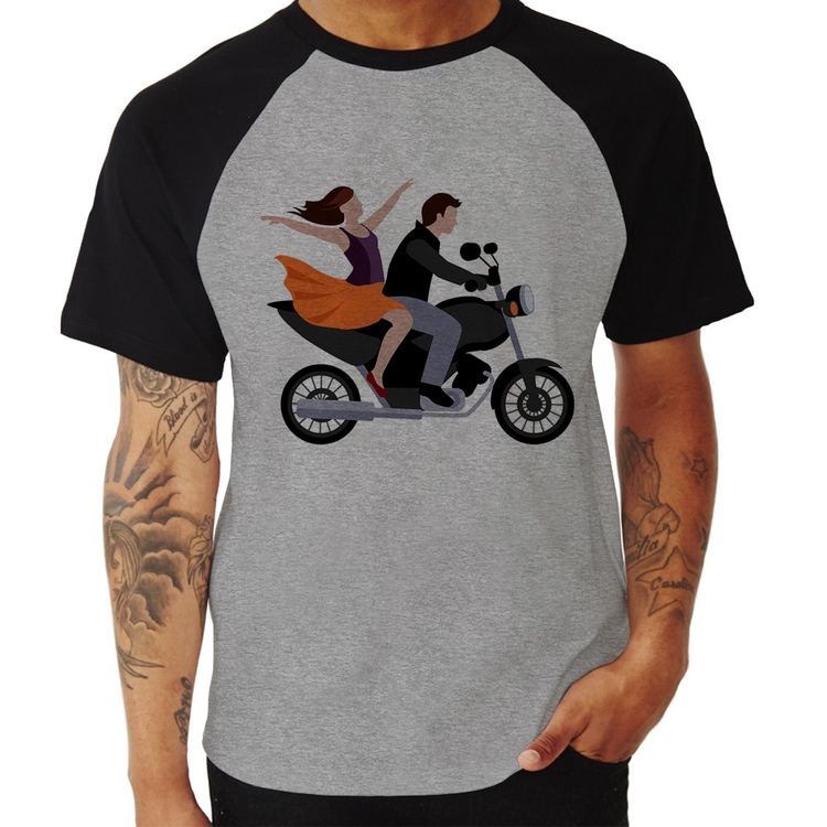 Camiseta Raglan Moto Casal - Cinza/Preto