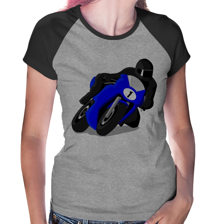 Baby Look Raglan Moto Corrida - Cinza/Preto