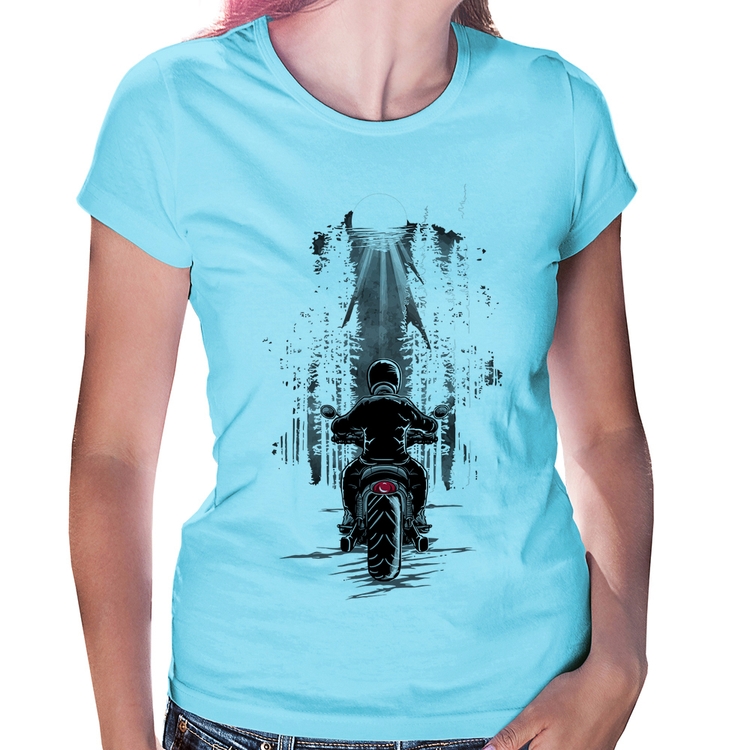 Baby Look Motociclista na floresta - Azul Bebê