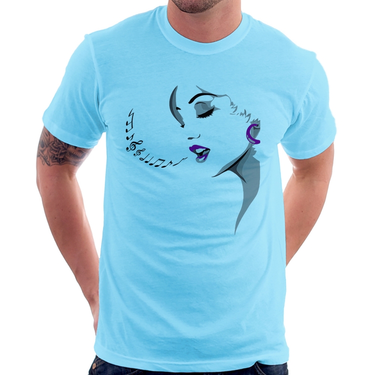 Camiseta Mulher Cantando - Azul Bebê