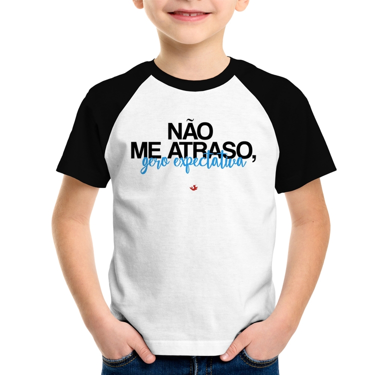 Camiseta Raglan Infantil Não me atraso, gero expectativa