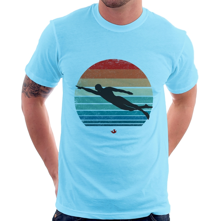 Camiseta Nadador Vintage Sunset - Azul Bebê