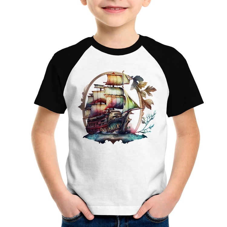 Camiseta Raglan Infantil Navio e Flores