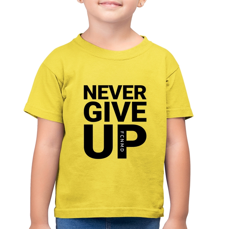 Camiseta Algodão Infantil Never give up - Amarelo Canário