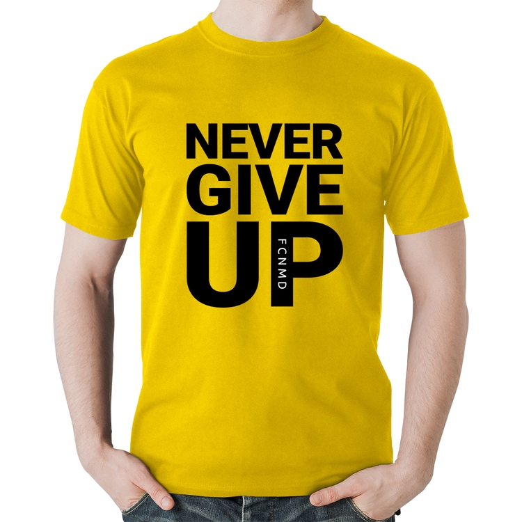 Camiseta Algodão Never give up - Amarela