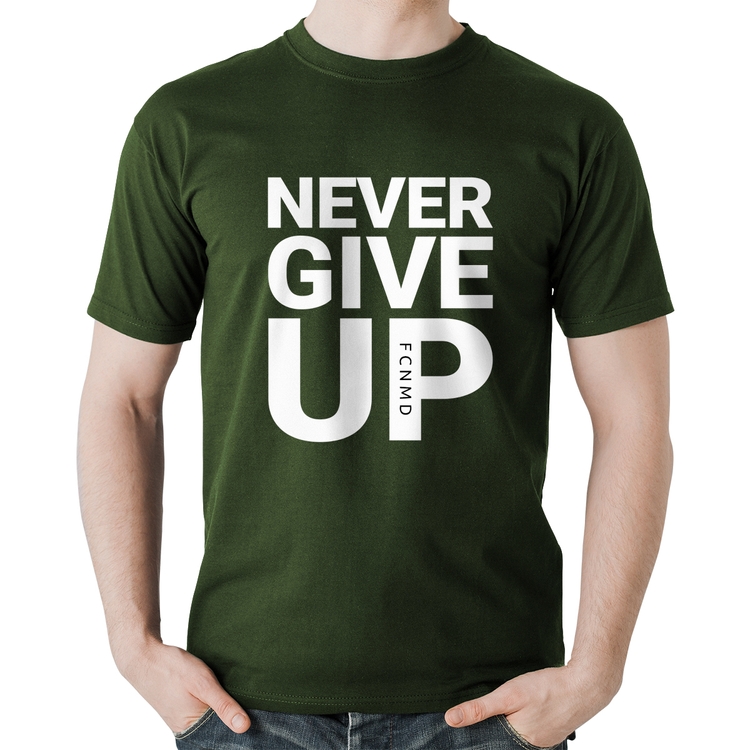 Camiseta Algodão Never give up - Musgo