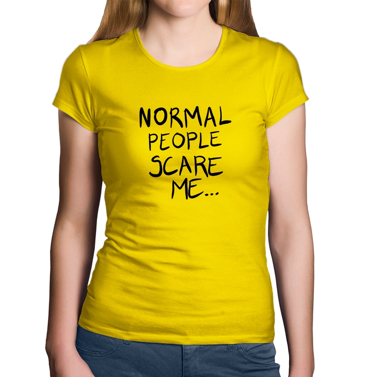 Baby Look Algodão Normal people scare me - Amarela