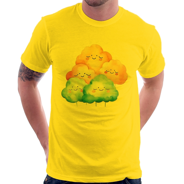 Camiseta Nuvens Felizes - Amarela