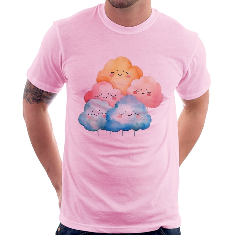 Camiseta Nuvens Felizes - Rosa Bebê