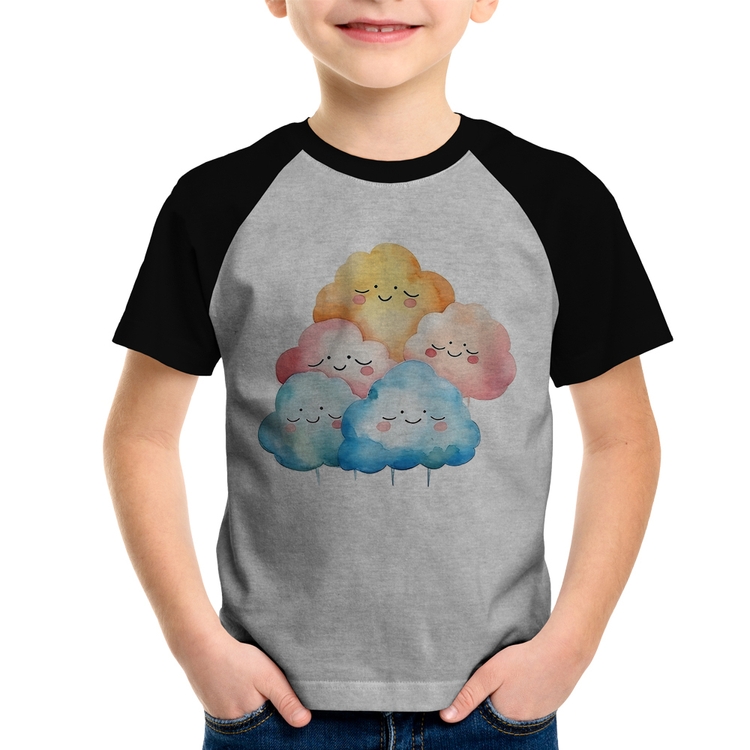 Camiseta Raglan Infantil Nuvens Felizes - Cinza/Preto